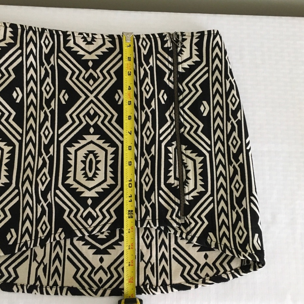 Mink Pink side zip asymmetrical skirt BNWT!